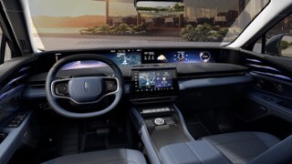 2025 Lincoln Lincoln Nautilus Internal Image 2